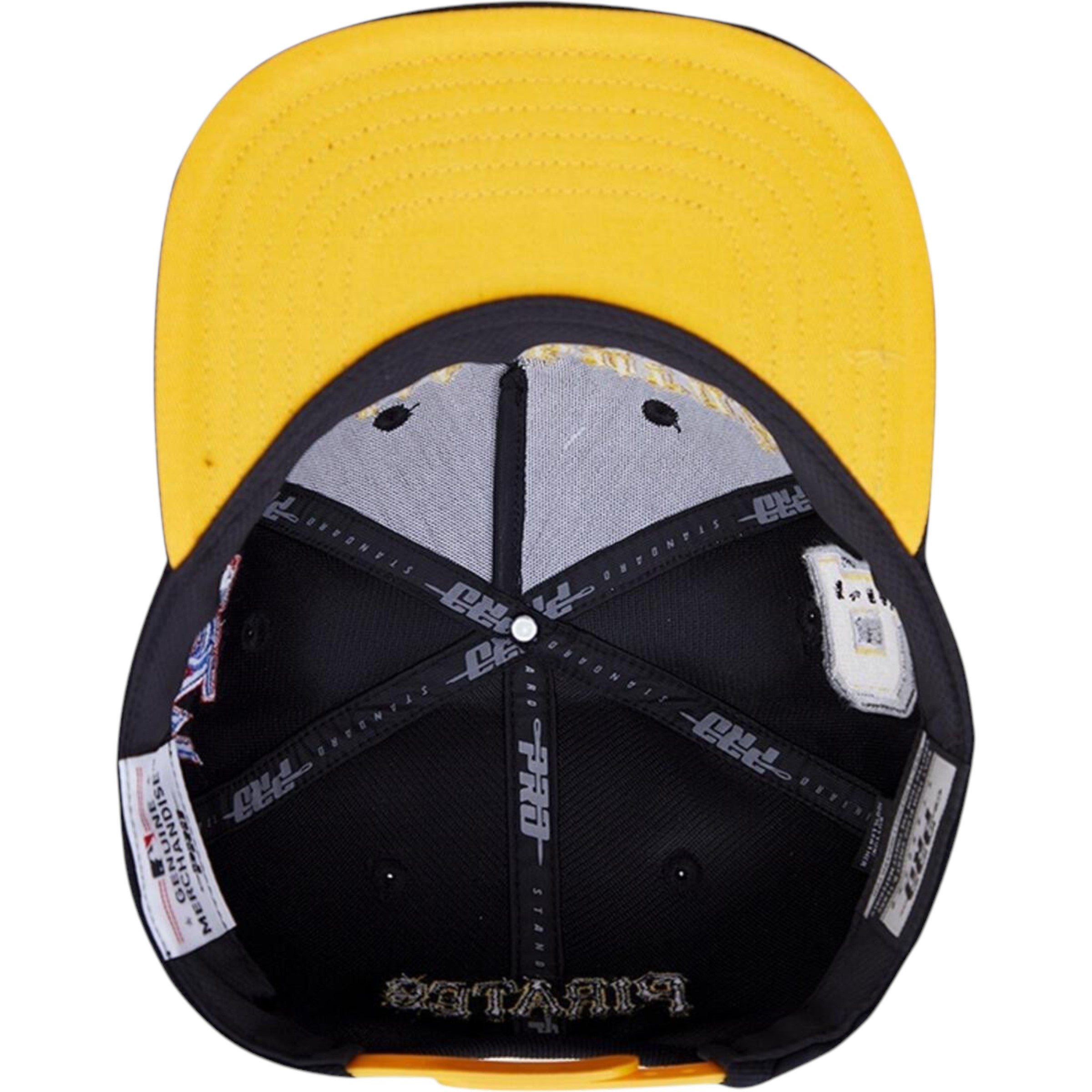 Pittsburgh Pirates Old English Snapback Hat In Black