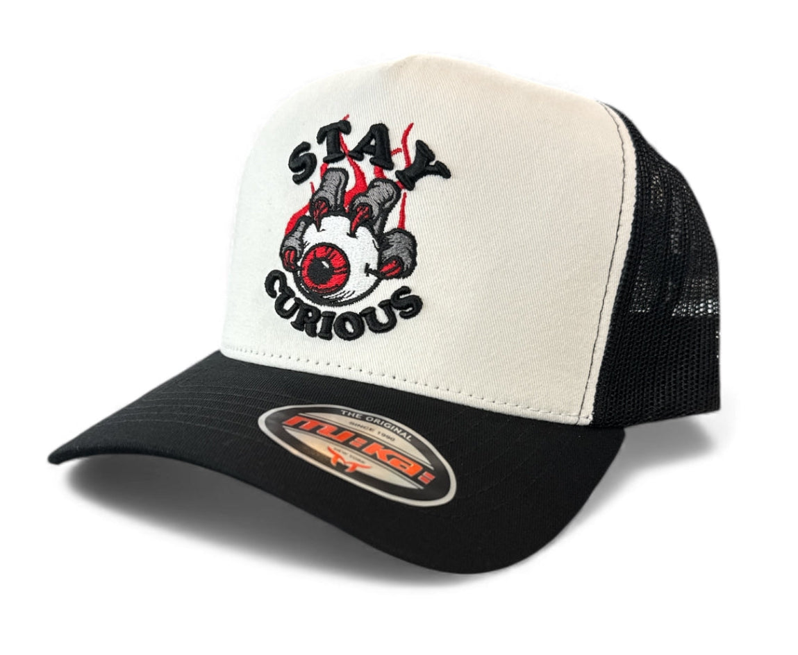 Trucker Hat Stay Curious in White/Black