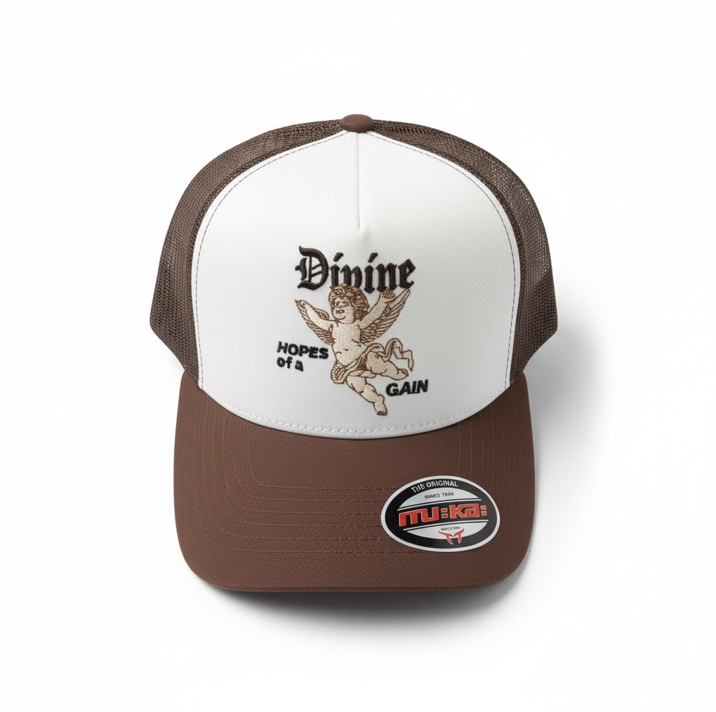 Trucker Hat Divine in White/Brown