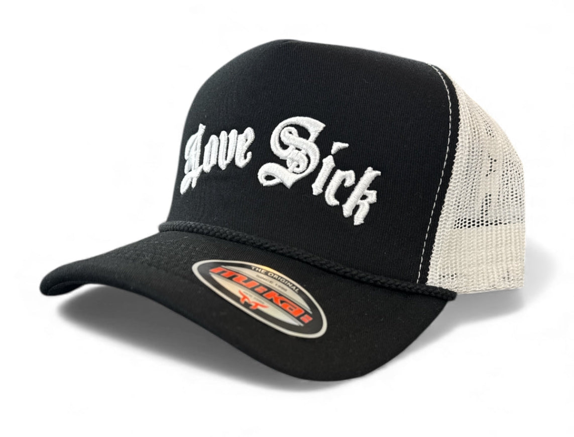 Trucker Hat Love Sick in Black/White
